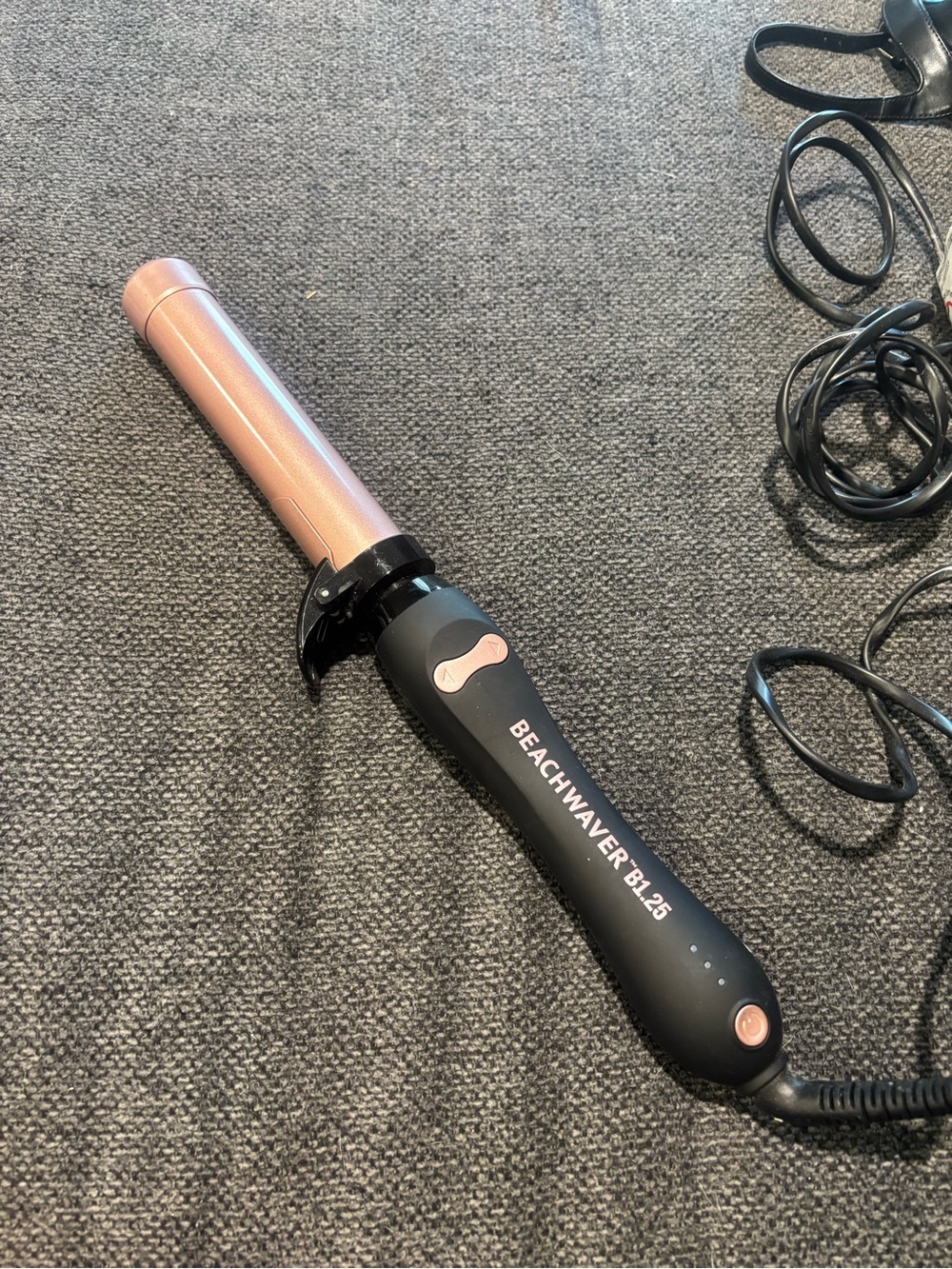 Beachwaver B1.25" Midnight Rose Gold Rotating Curling Iron